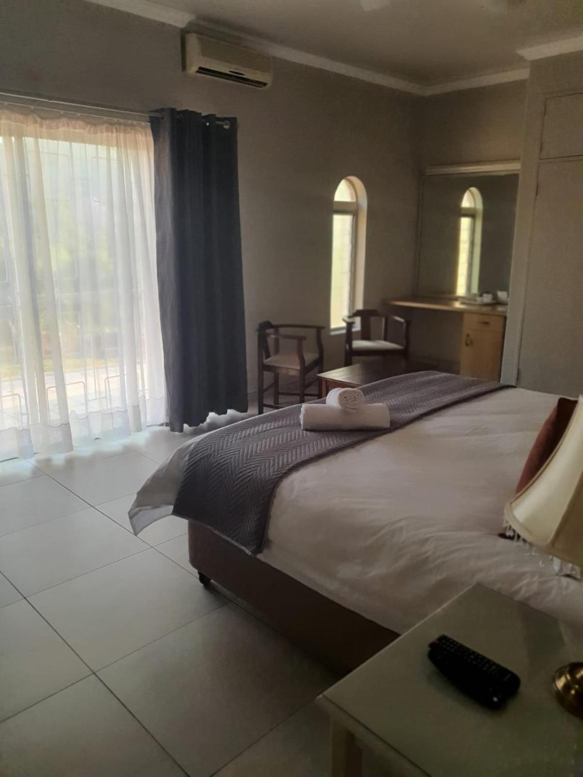 Pecan Farm Guesthouse Louis Trichardt Kültér fotó