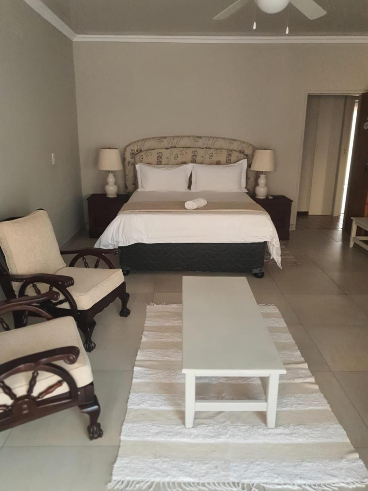Pecan Farm Guesthouse Louis Trichardt Kültér fotó