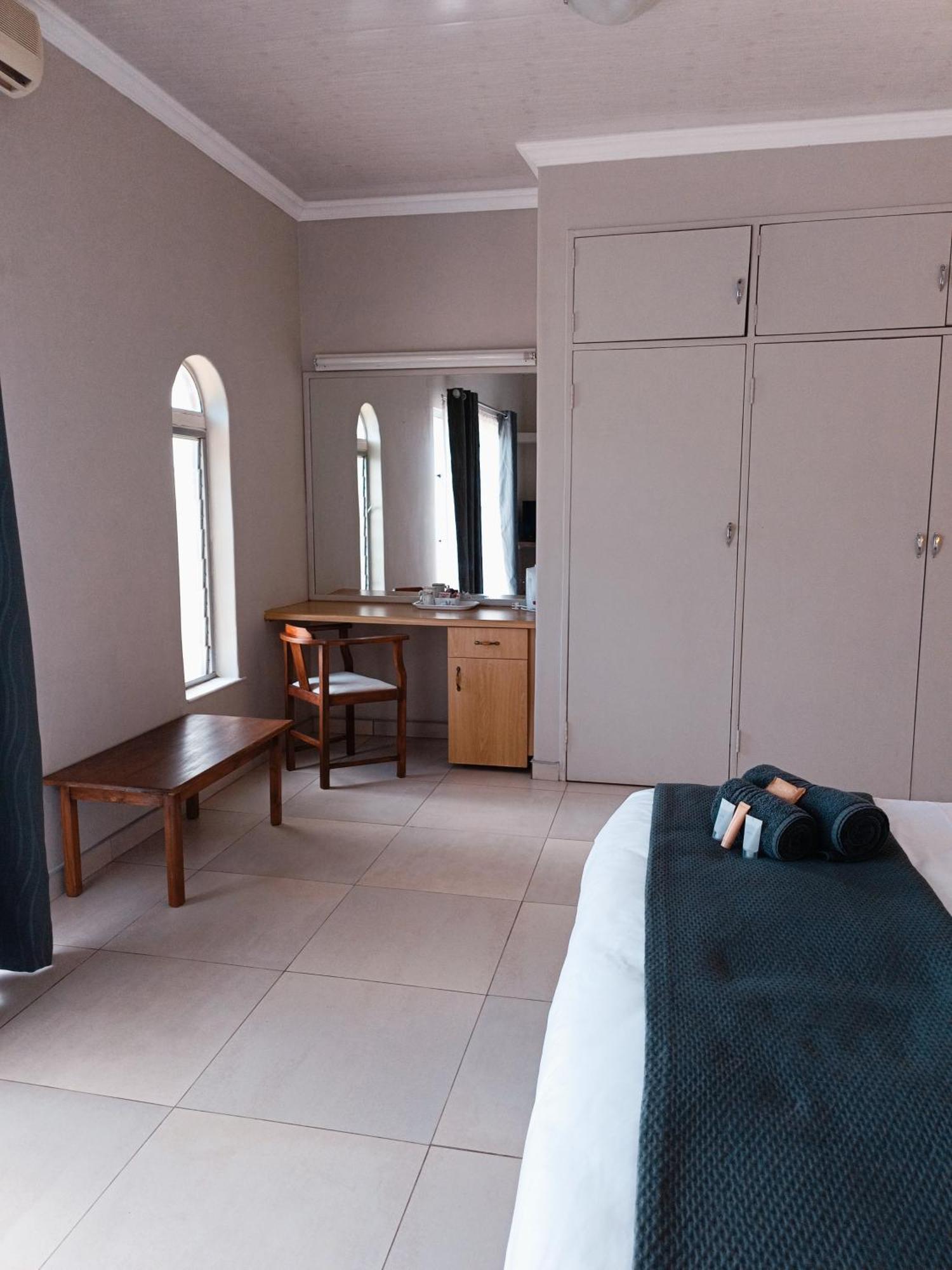 Pecan Farm Guesthouse Louis Trichardt Kültér fotó