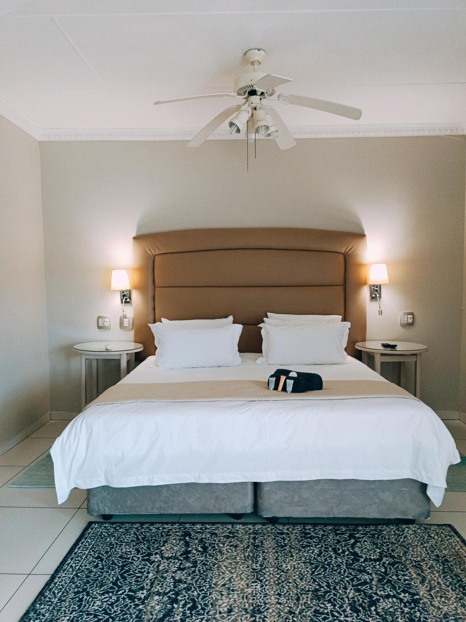 Pecan Farm Guesthouse Louis Trichardt Kültér fotó